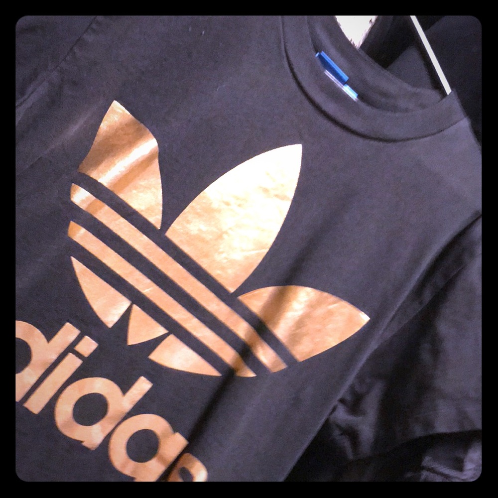 Adidas women’s T-shirt black and gold size M’
